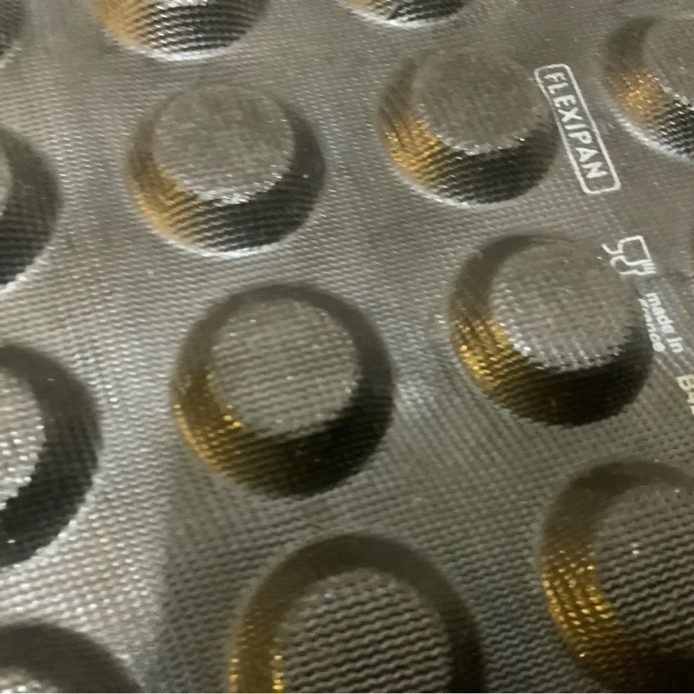 Demarle Flexipan baking mold - Made in France. B42